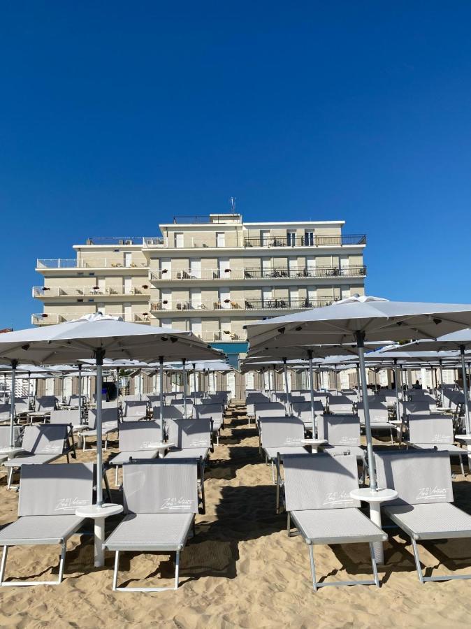 Hotel Flying Pesaro Exterior foto